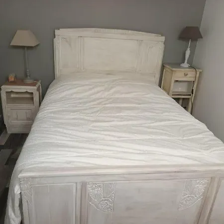 27, Ste Mere Eglise Sainte-Mere-Eglise