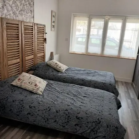 27, Sté Mère église Sainte-Mère-Église